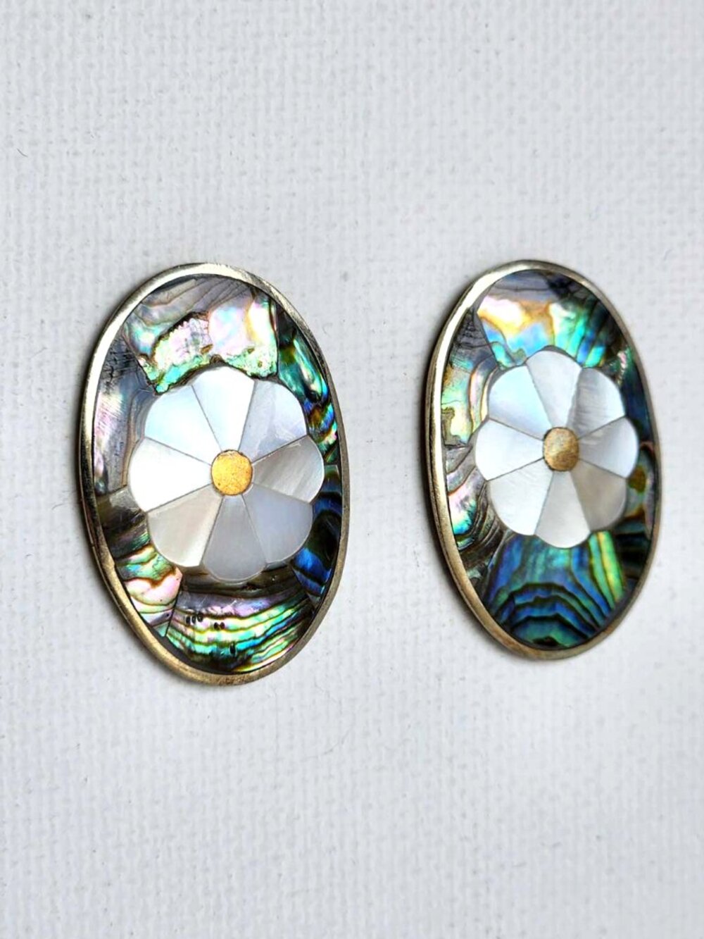 Mother-of-Pearl silver mosaic flower inlay abalone stud earrings made in Mexico